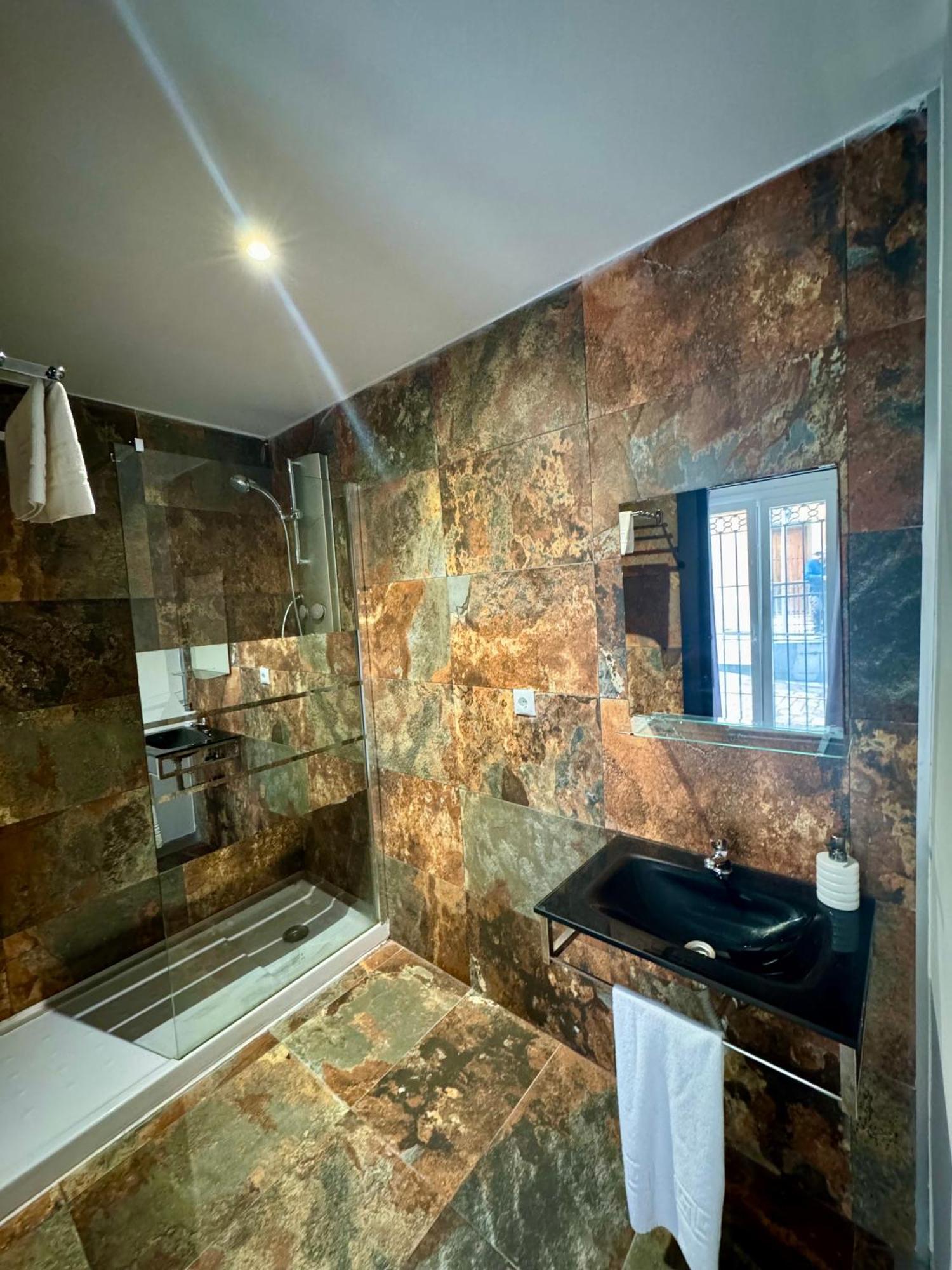 חרז Alcazar Suites מראה חיצוני תמונה
