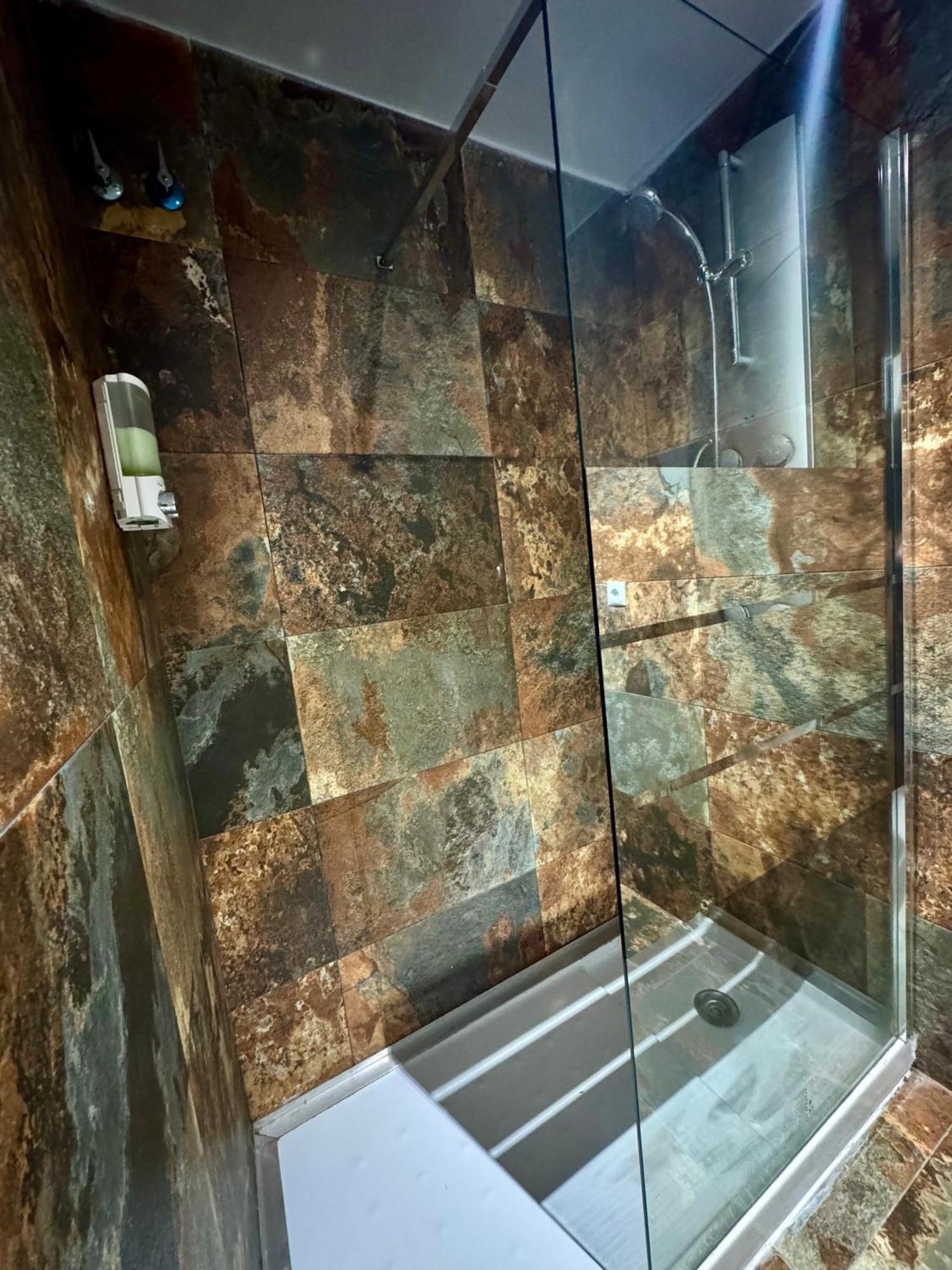חרז Alcazar Suites מראה חיצוני תמונה